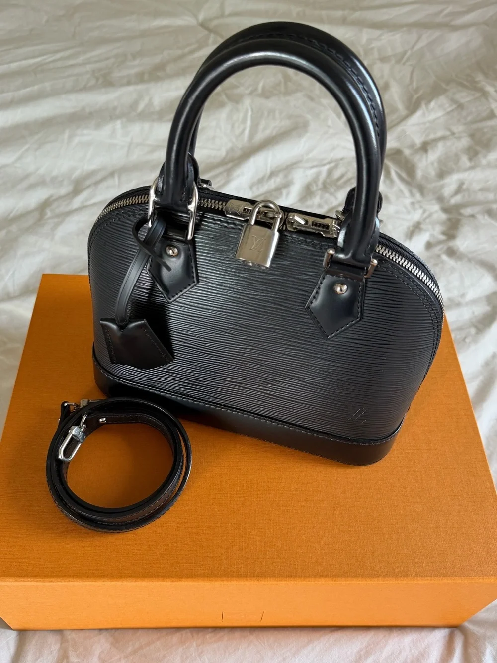 Louis Vuitton Alma BB Black Epi Leather
